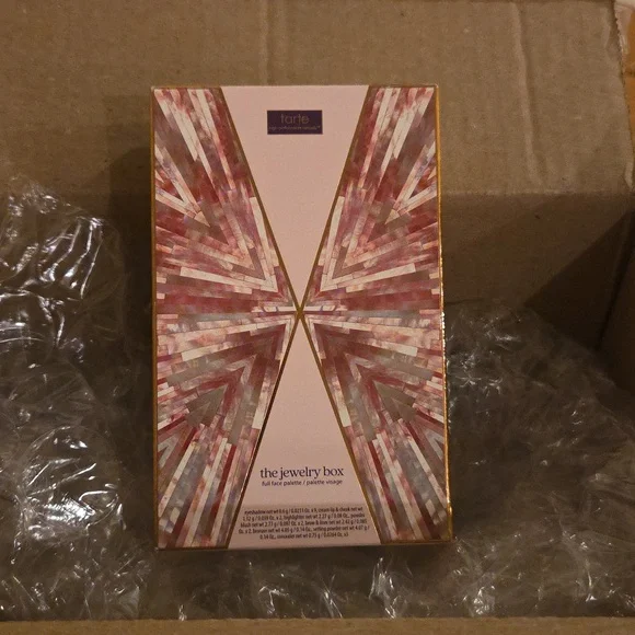 Tarte "The Jewelry Box" Full Face Palette- Fair to Light - Picture 3 of 5